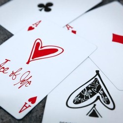 THEORY11 LOVE ME PLAYING CARDS THEORY11 LOVE ME PLAYING CARDS